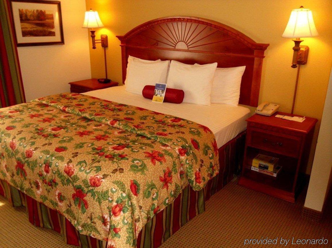 Best Western Plus Midwest City Inn & Suites Værelse billede