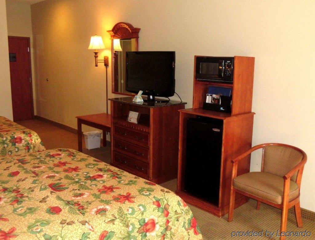 Best Western Plus Midwest City Inn & Suites Værelse billede